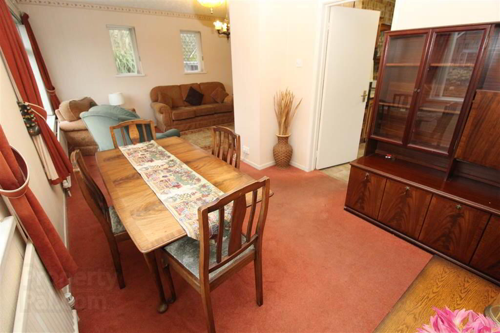 16 Wanstead Road 8 of 14