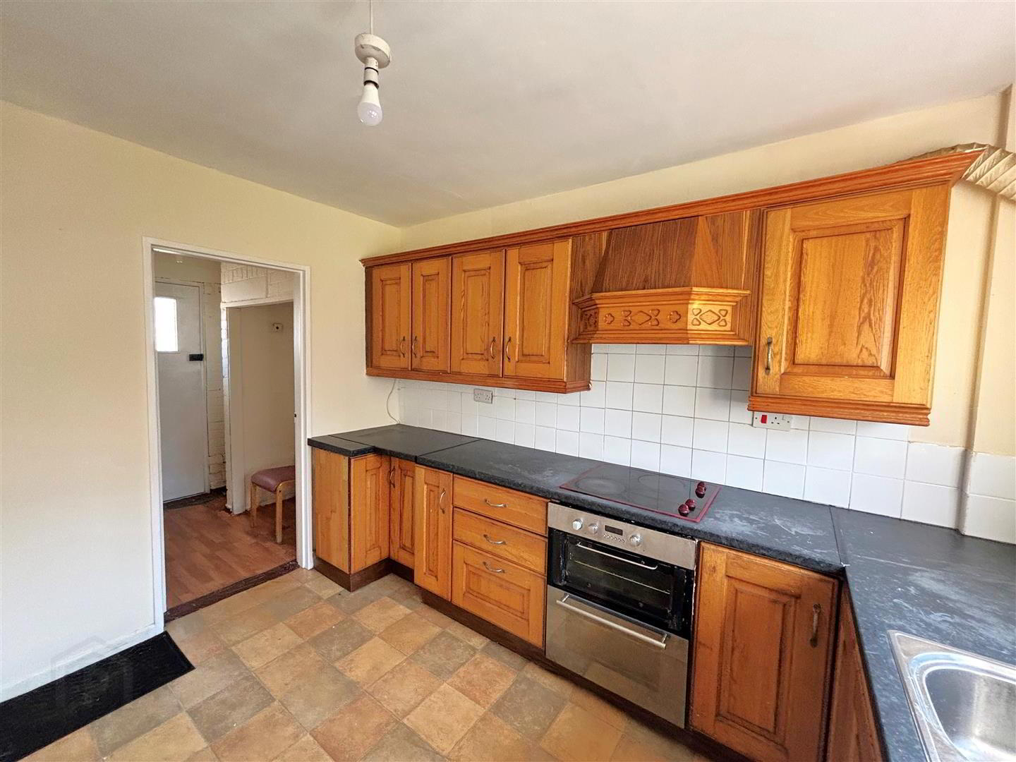 11 Waveney Grove 8 of 16