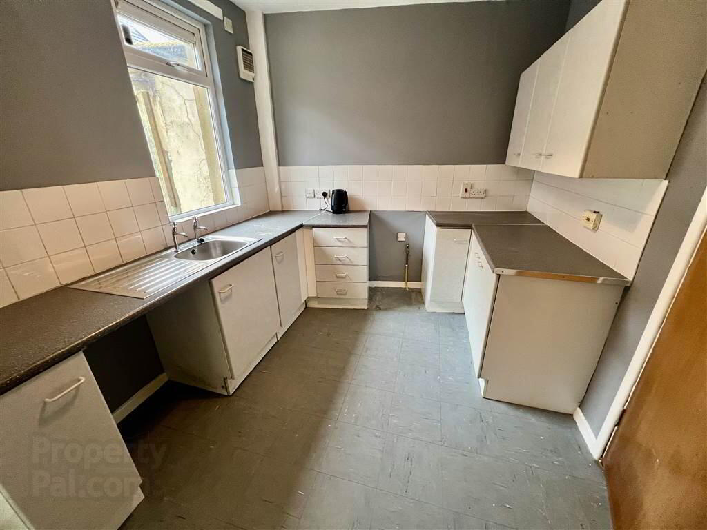 34 Brenda Street 6 of 12
