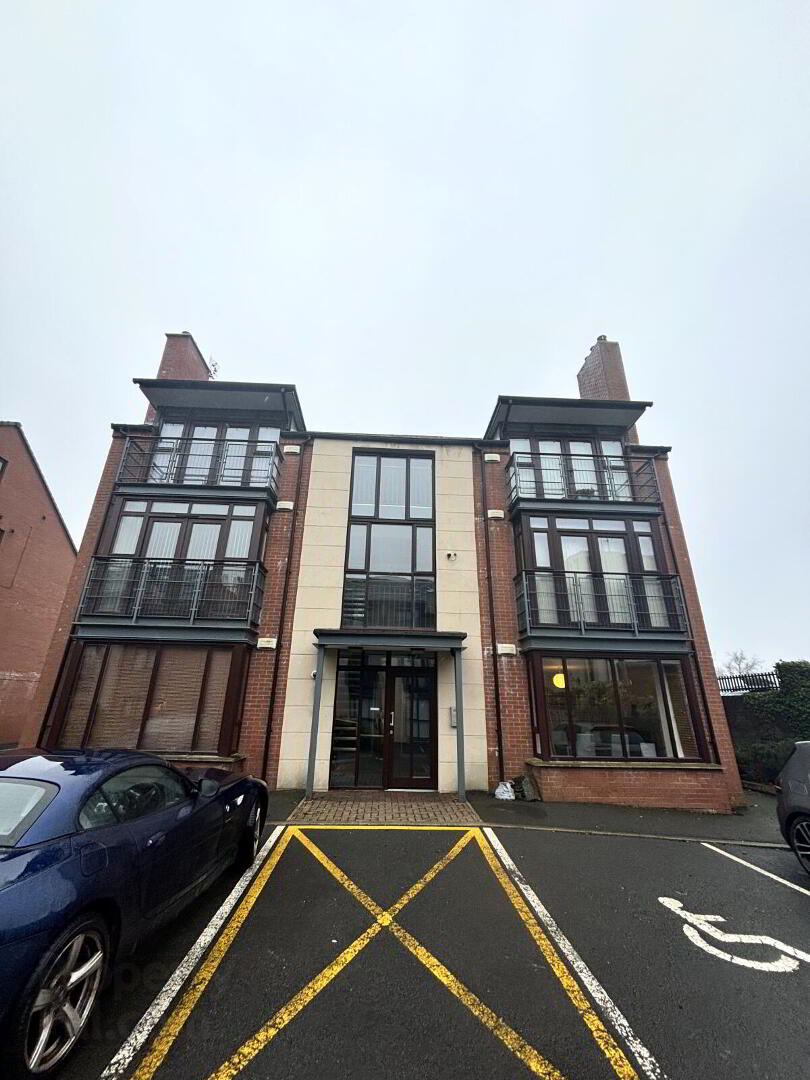 Apartment 8 Castlehill Place 605 Upper Newtownards