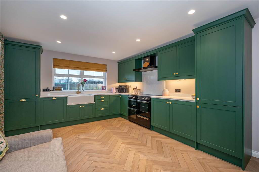 135 Caddy Road 8 of 39