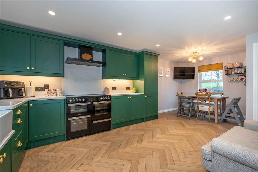 135 Caddy Road 9 of 39