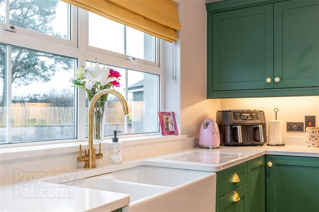135 Caddy Road 13 of 39