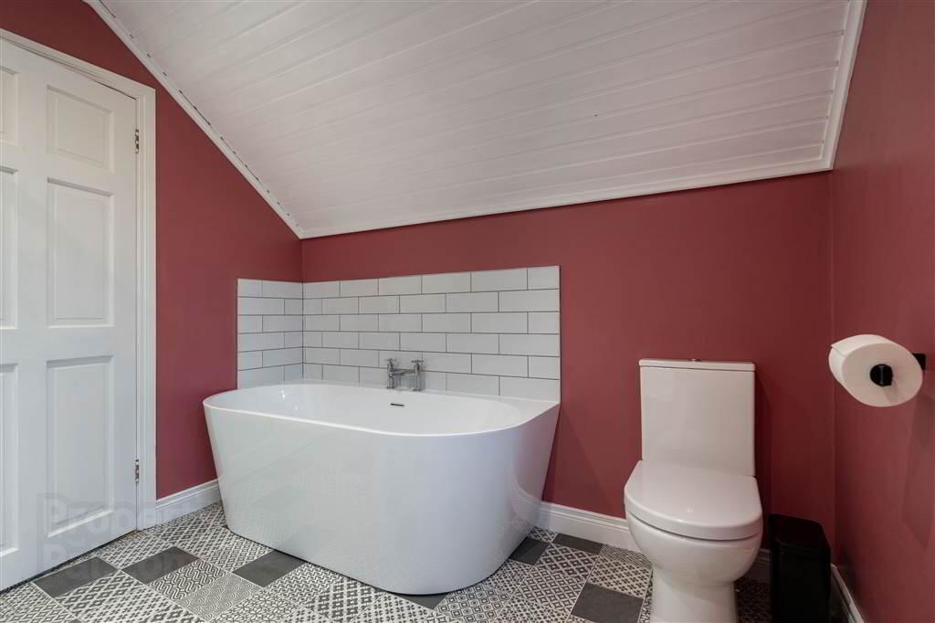 135 Caddy Road 33 of 39