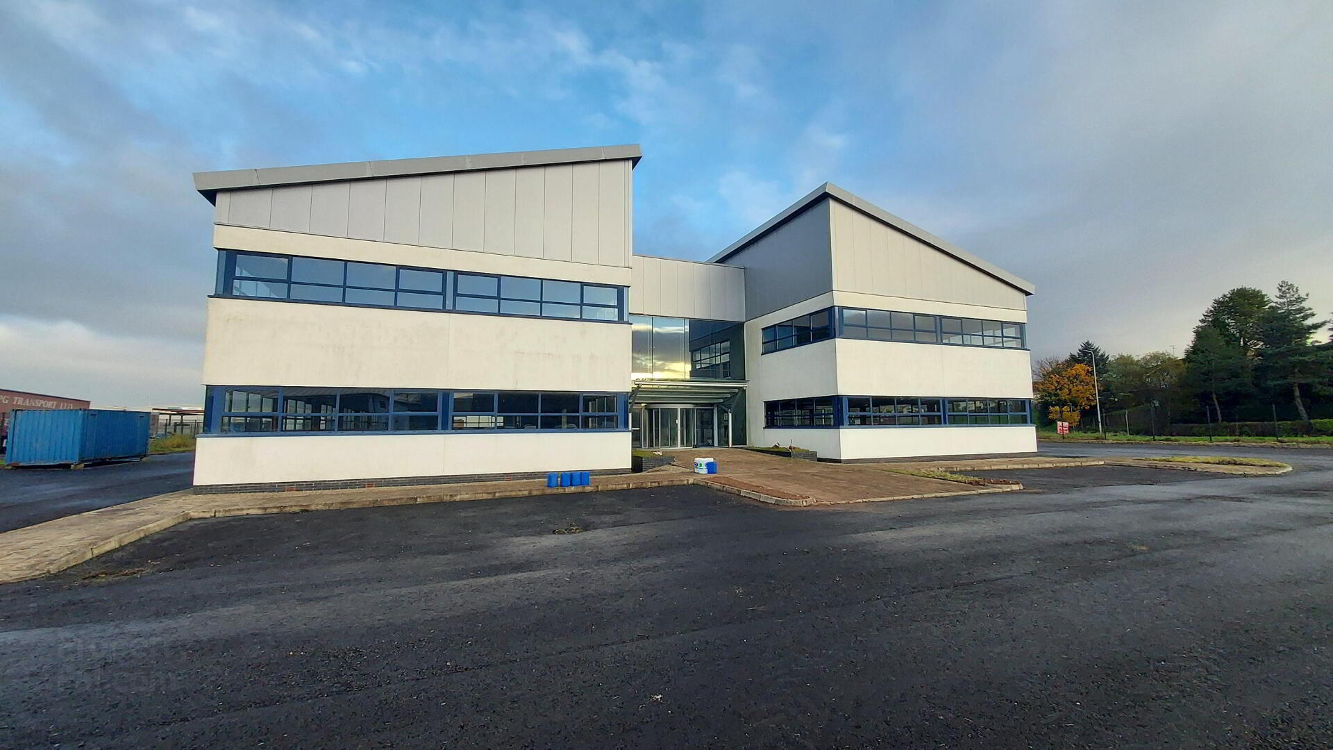 26 B-D Gortrush Industrial Estate