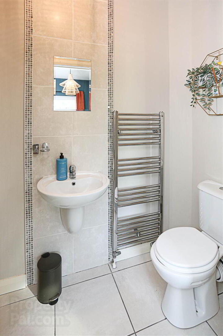 2 Apt, Redburn Court, 176 Old Holywood Road 12 of 21