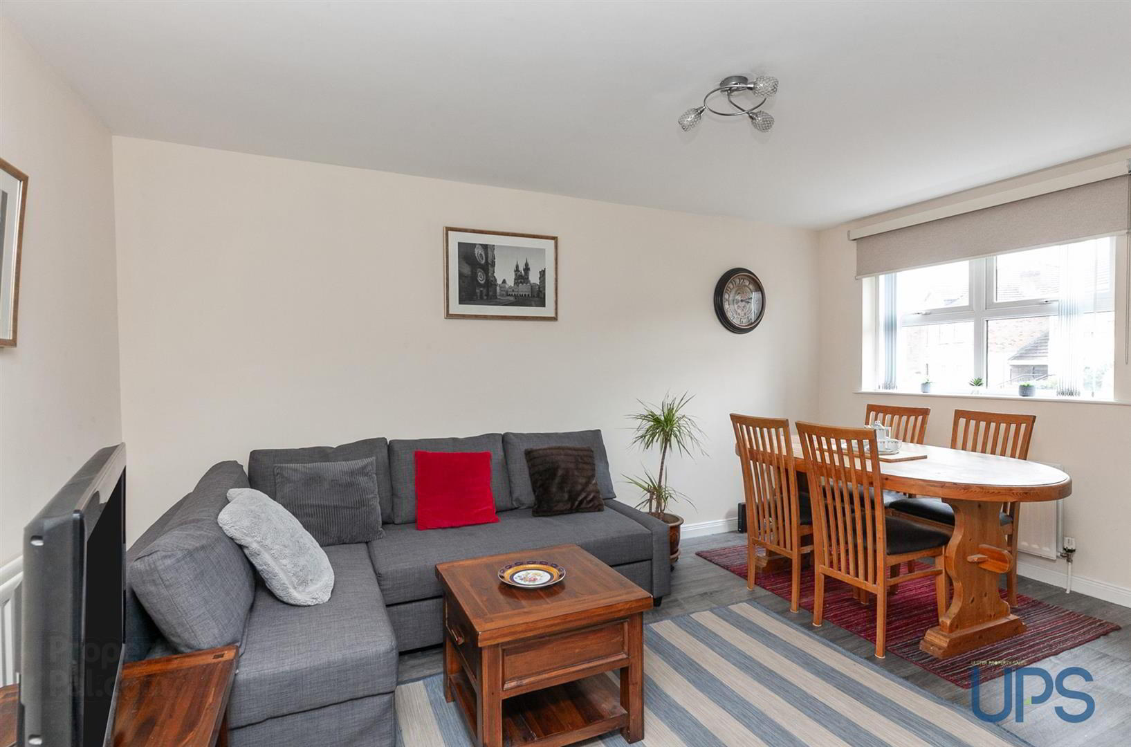 Apt 25, Mount Eagles Lodge 6 of 21