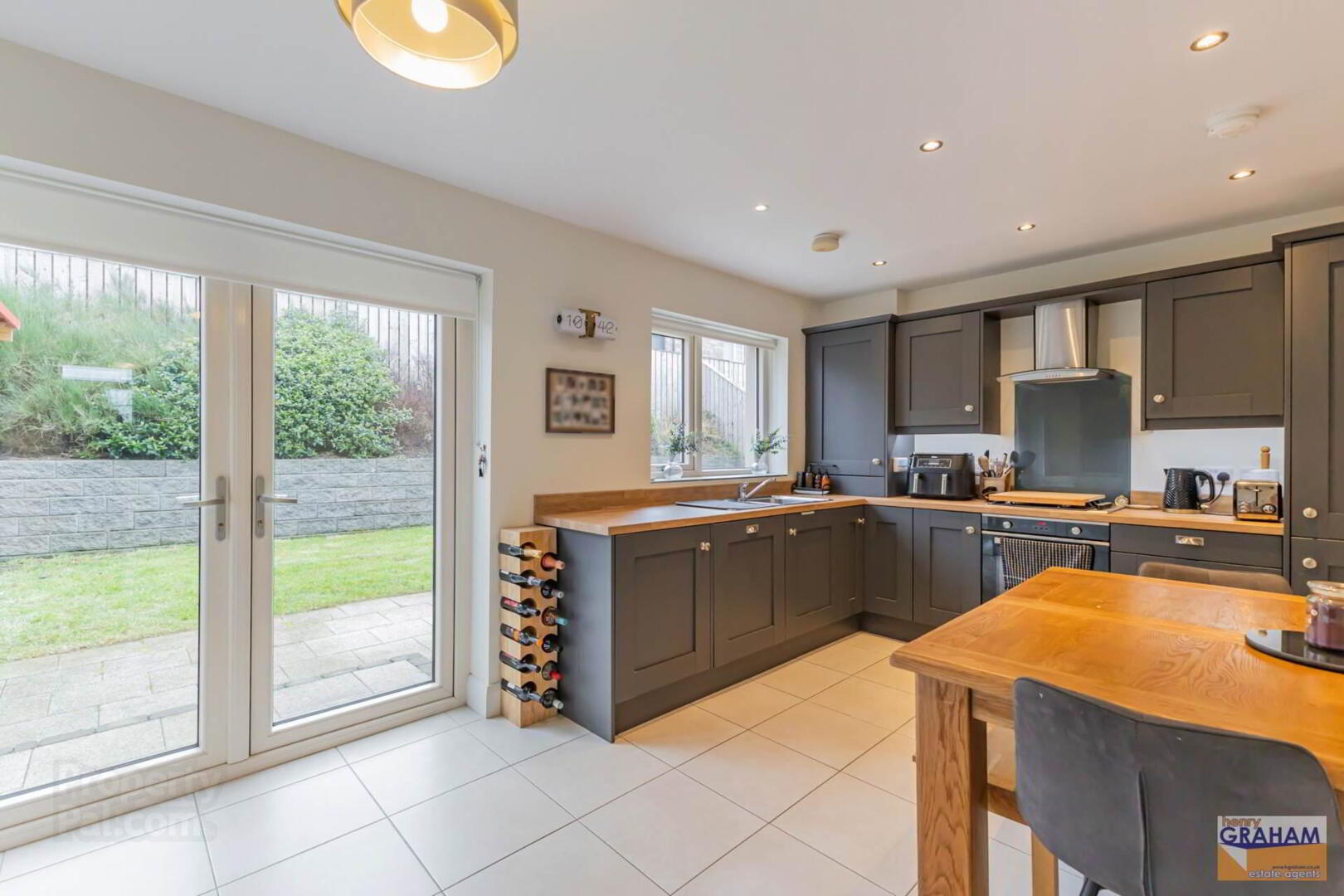 6 Oak Mews 6 of 21