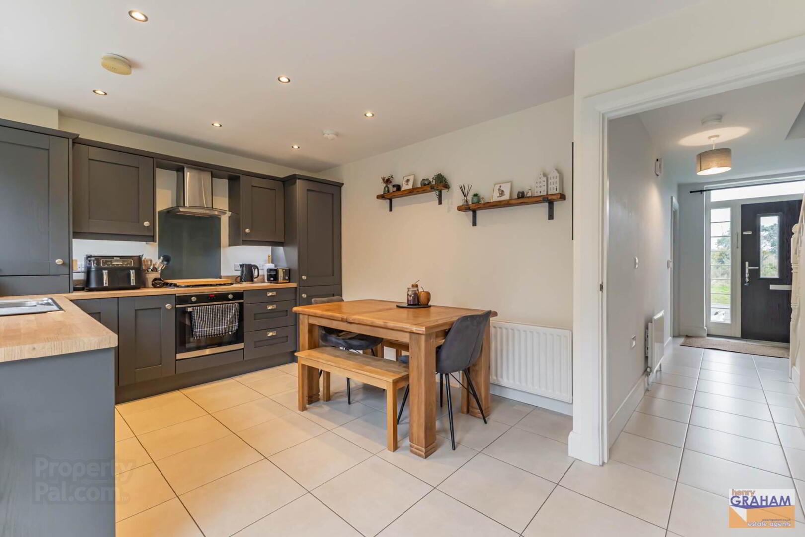 6 Oak Mews 7 of 21