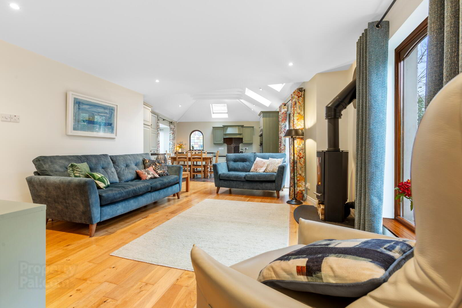 1 Granville Manor 6 of 28
