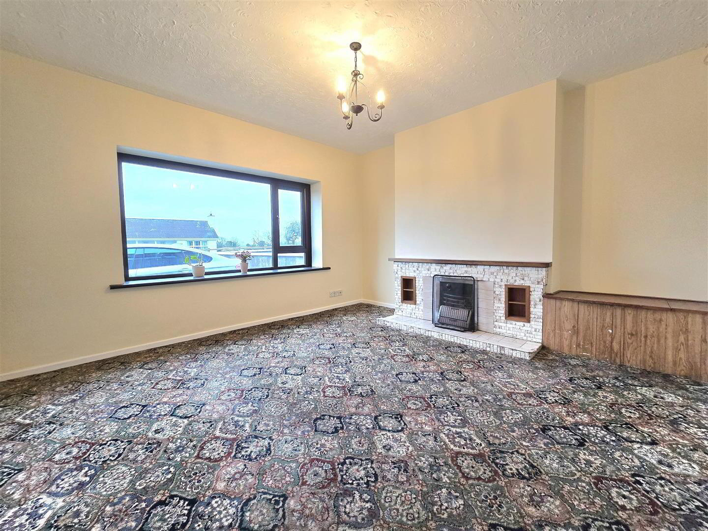 92 Whitesides Road 4 of 20