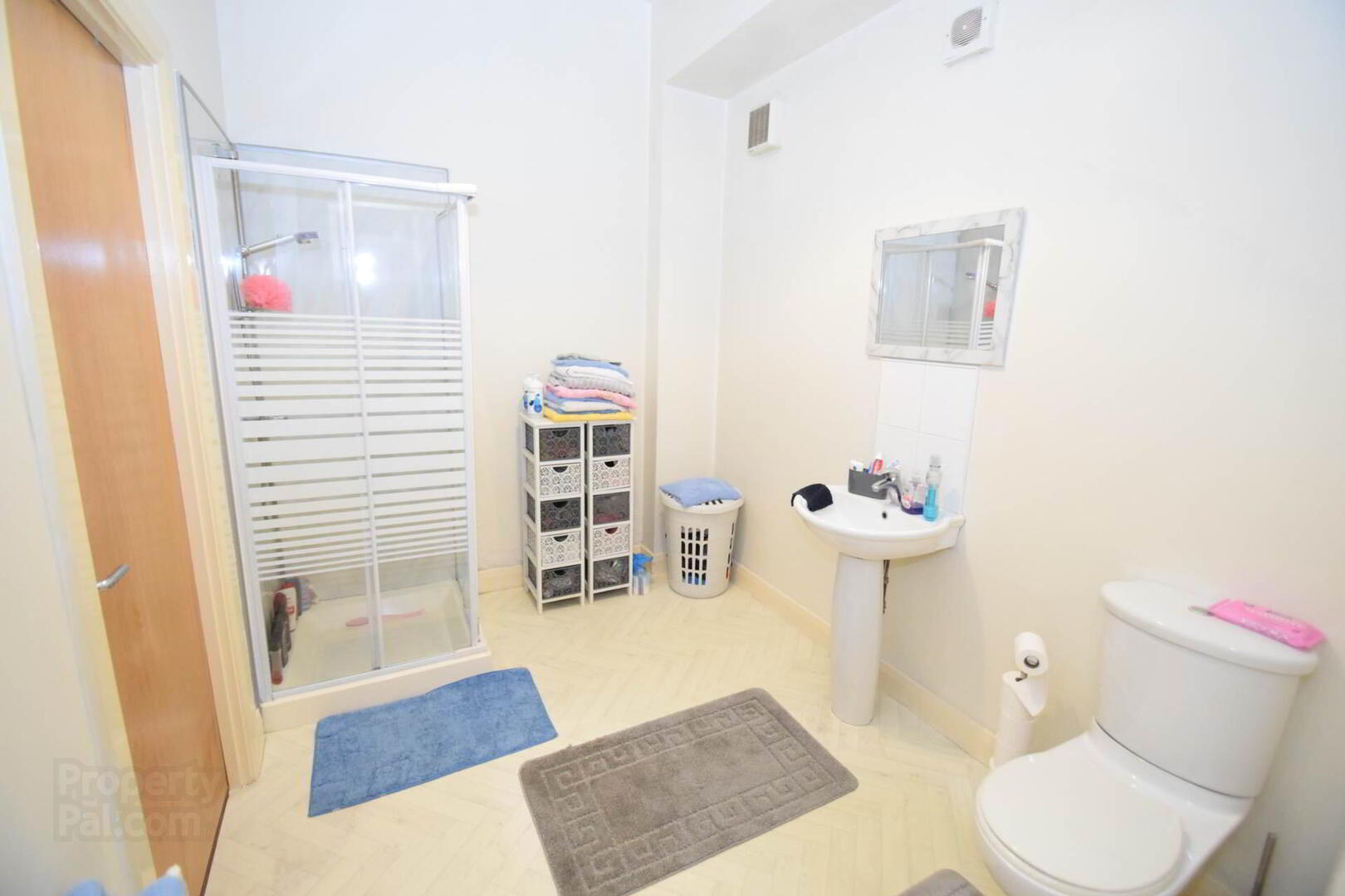 Apartment 4 Ross Mill Avenue 11 of 12
