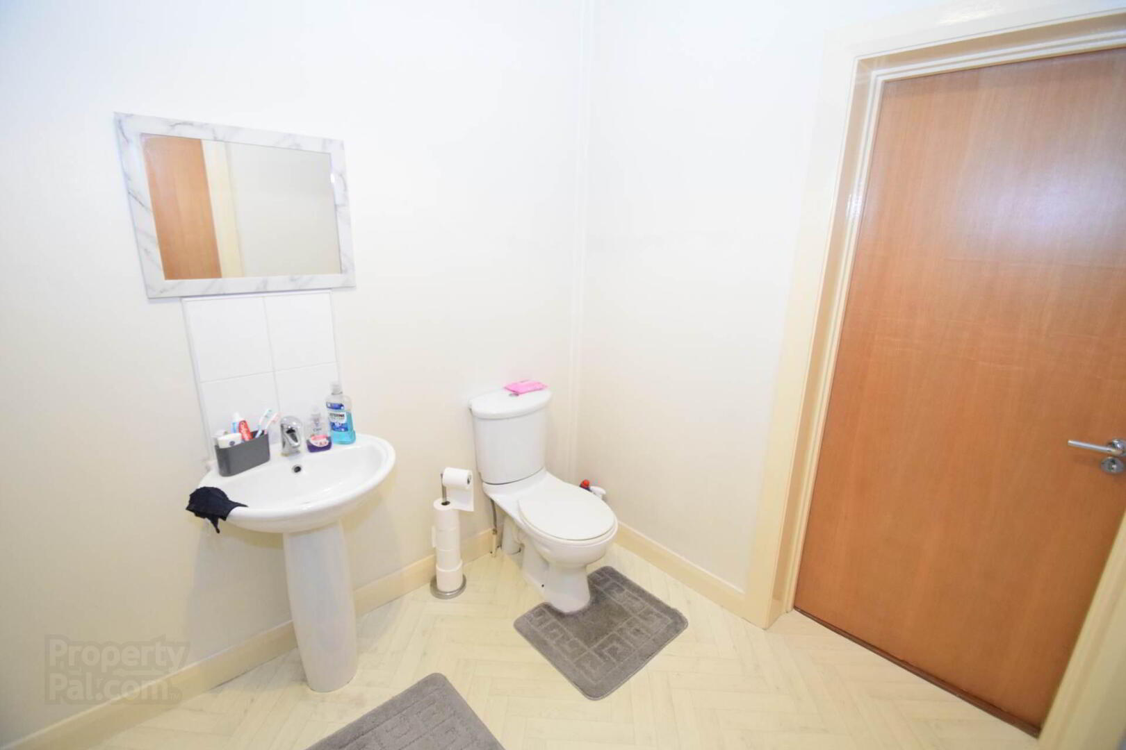 Apartment 4 Ross Mill Avenue 12 of 12