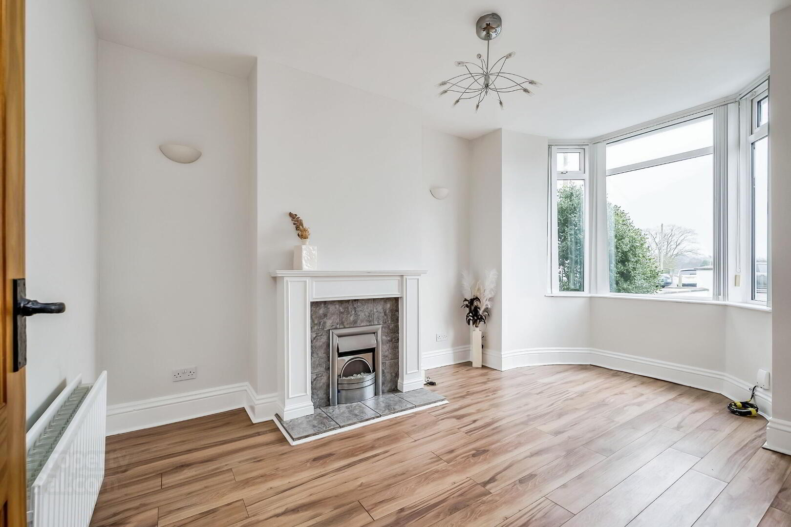63 Hillhall Road 3 of 17