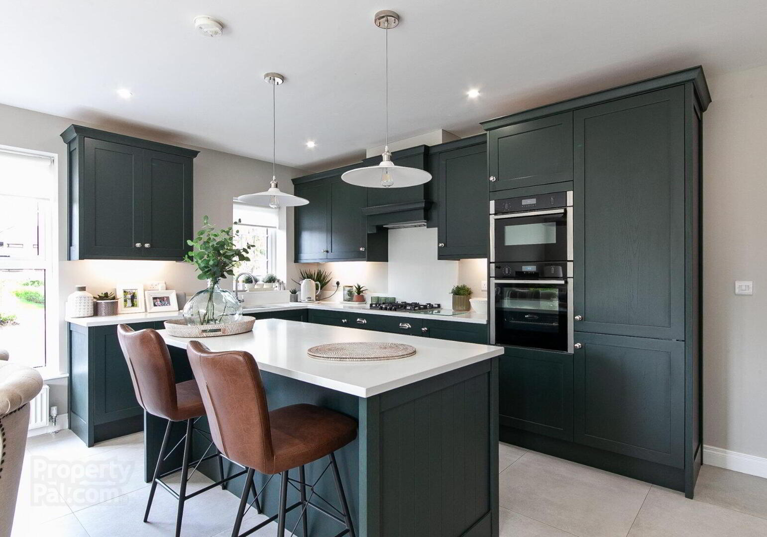 6 Oakfield Park Close 7 of 20