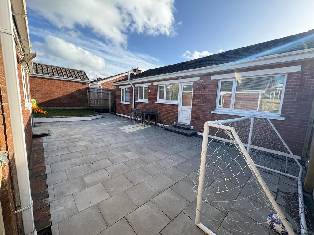 2 Archvale Drive 16 of 22