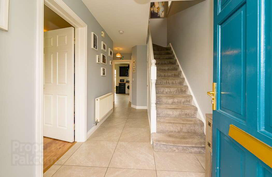 65 Chestnut Grove 5 of 20