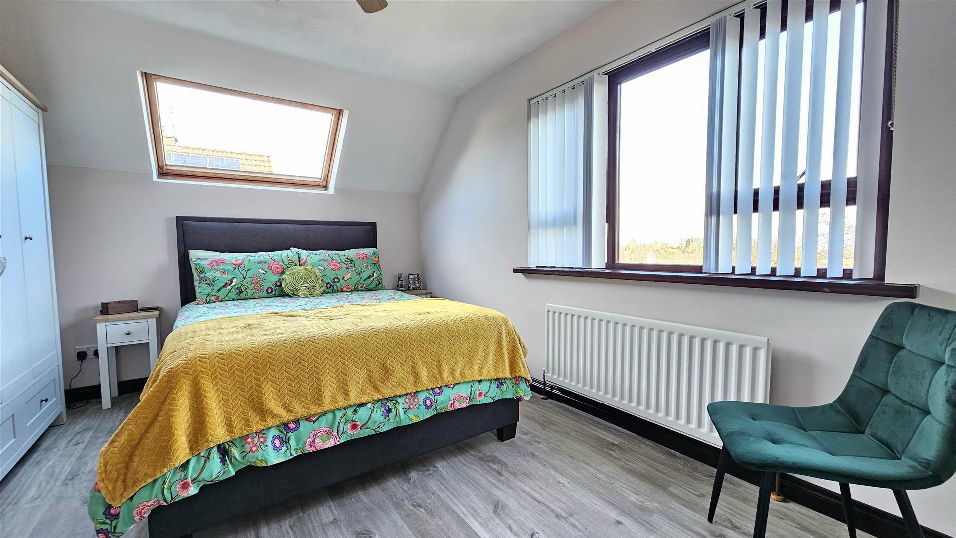 21 Broadlands Gardens 14 of 21