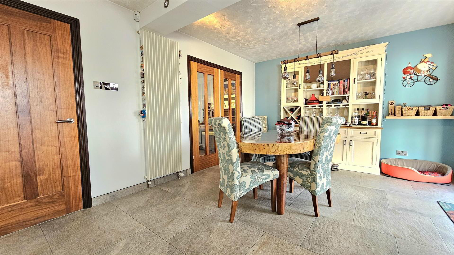 21 Broadlands Gardens 13 of 21