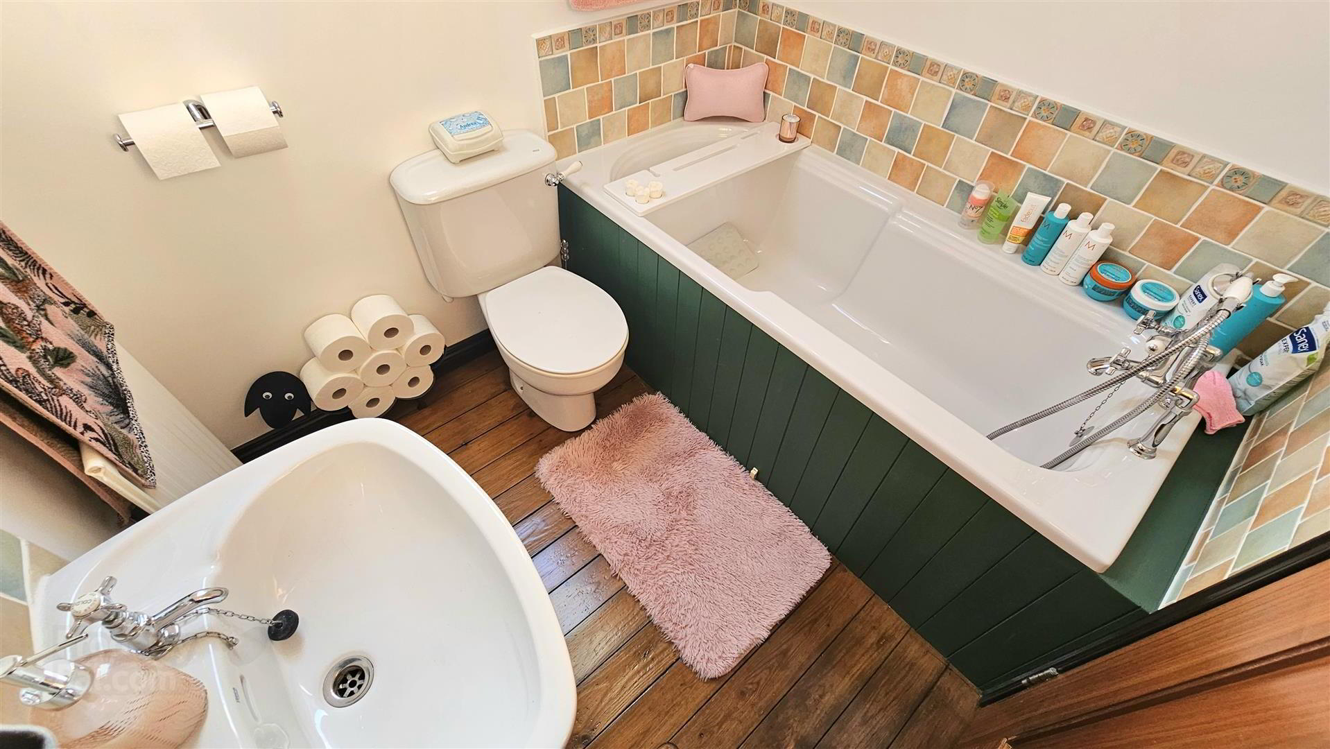 21 Broadlands Gardens 18 of 21