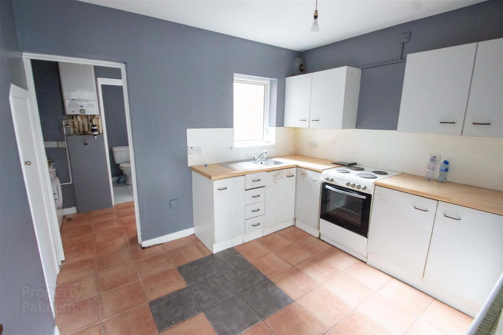 46 Beechmount Street 6 of 13