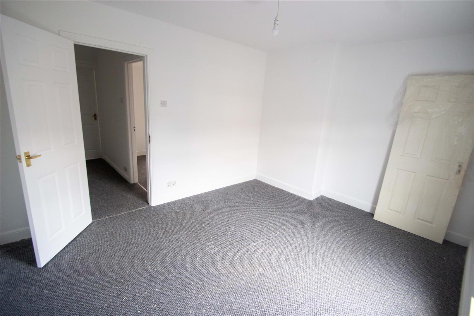 46 Beechmount Street 10 of 13