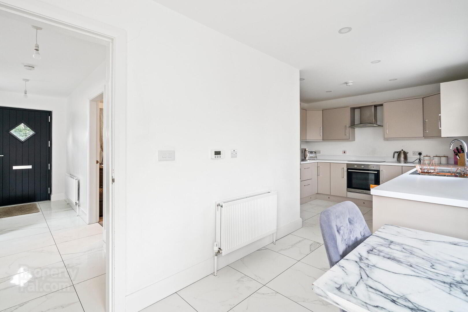 19a Cluny Gardens 17 of 34