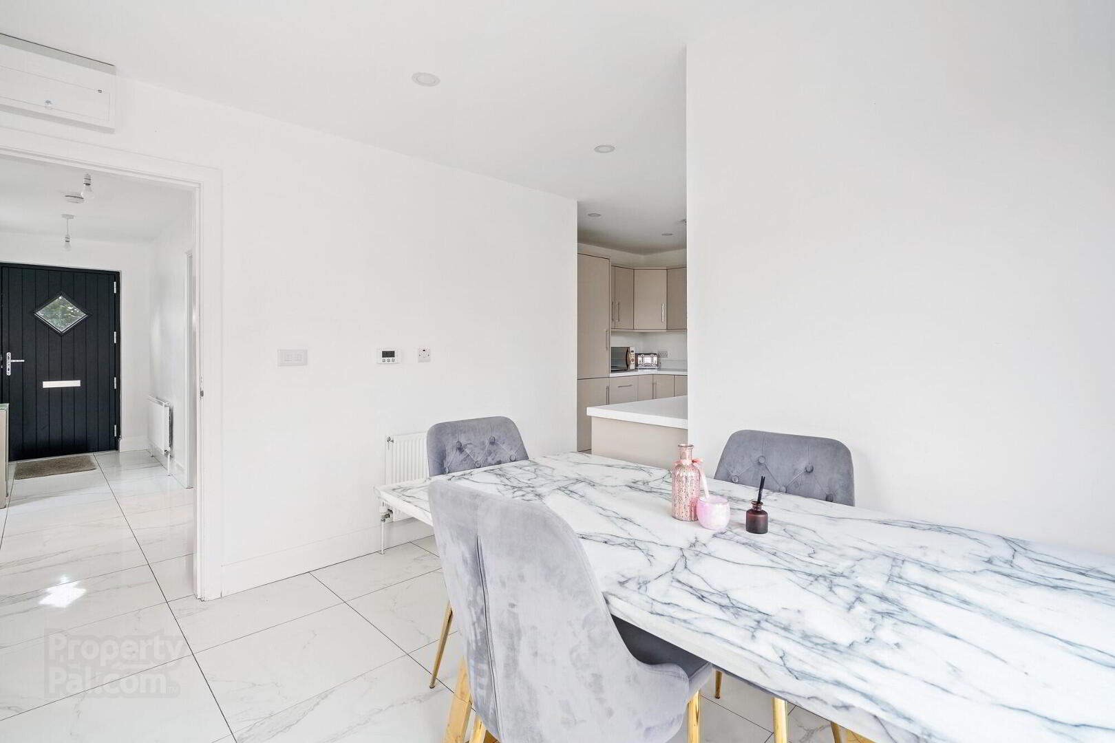 19a Cluny Gardens 16 of 34
