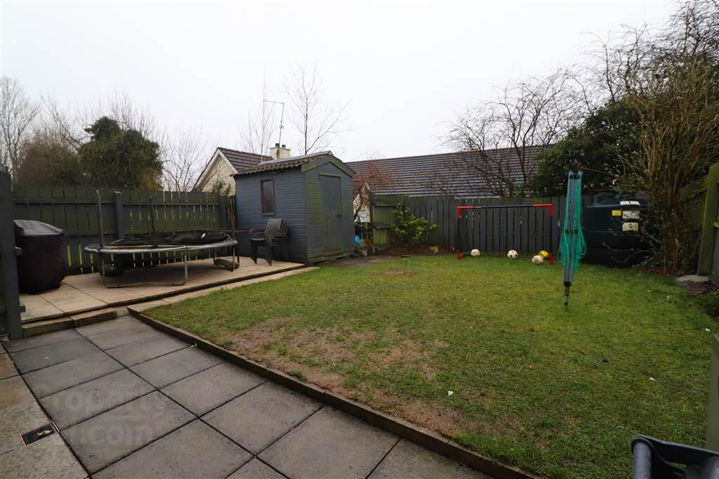 18 Barrack Hill 15 of 15