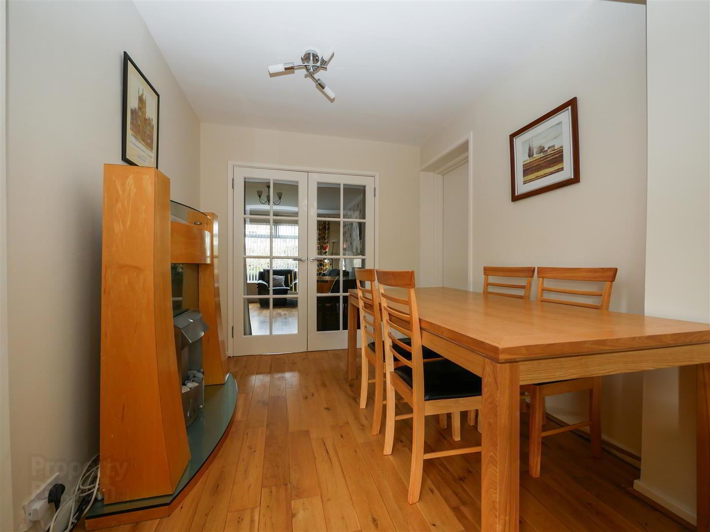 15 Myrtledene Road 11 of 20