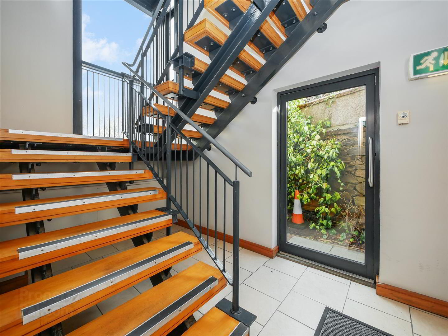 Apt 1 Carolan Place, 45 Rossmore Drive 4 of 14