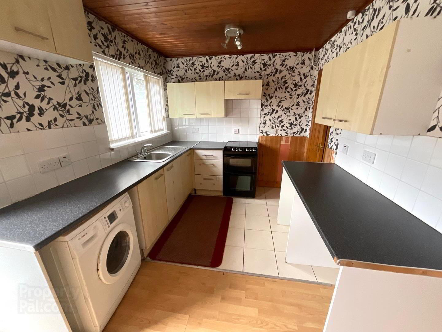 124 Hornbeam Road 4 of 10