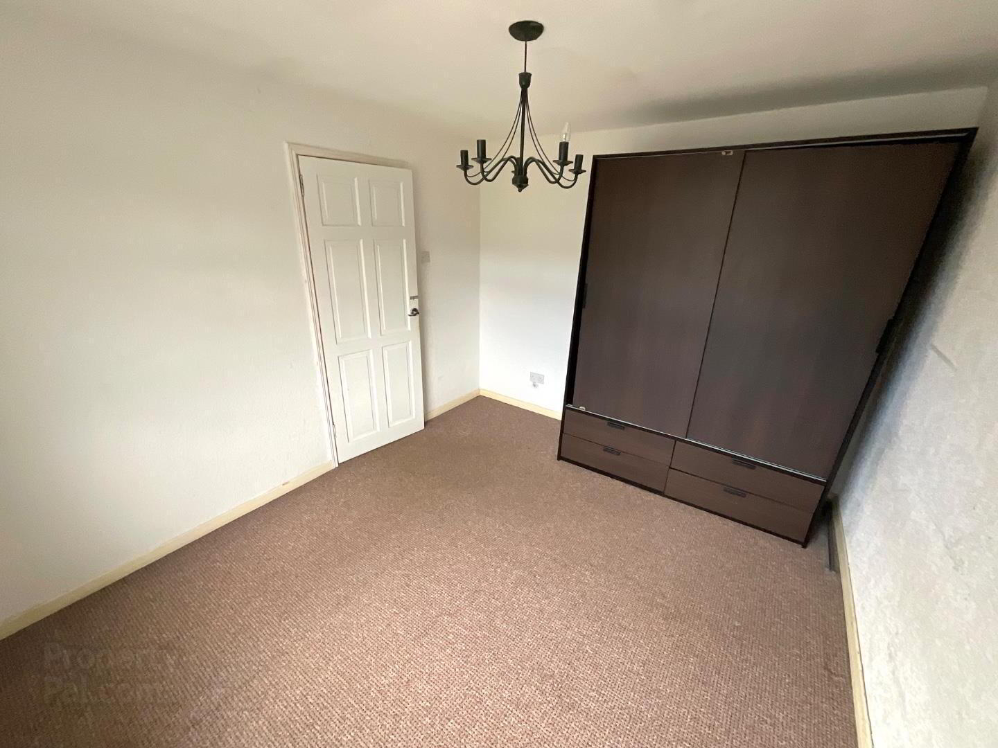124 Hornbeam Road 7 of 10