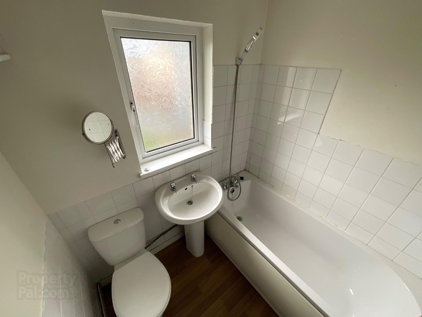 124 Hornbeam Road 6 of 10
