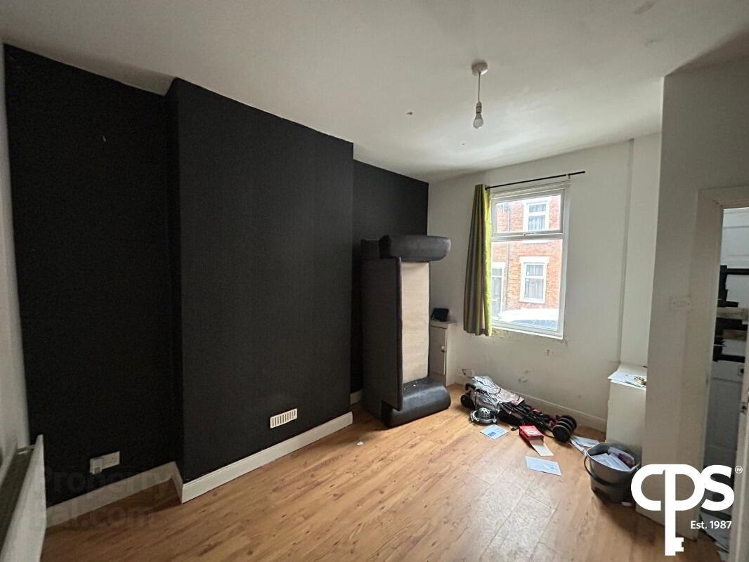 5 Oakley Street 2 of 6