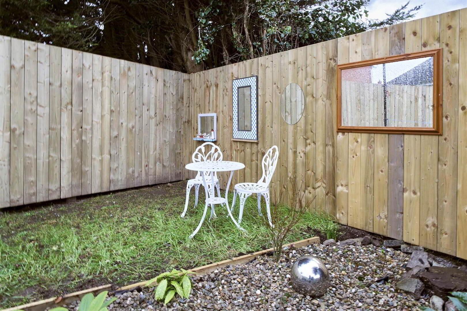 18 Albany Avenue 14 of 14