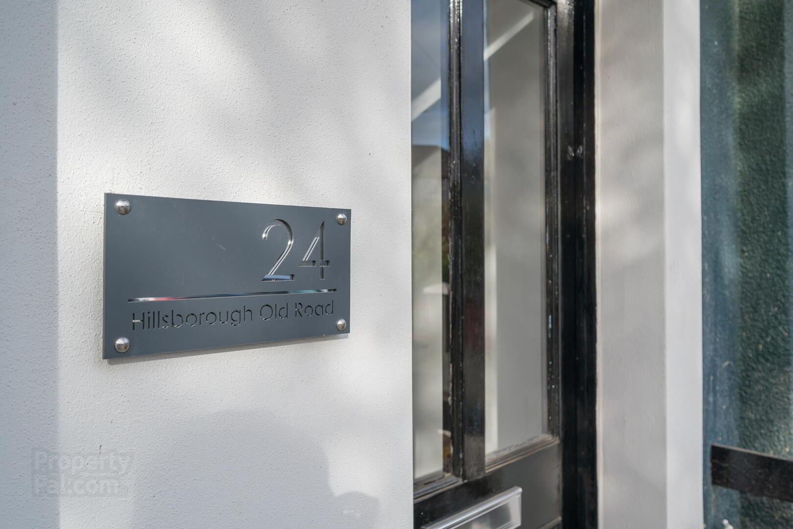 24 Hillsborough Old Road 3 of 32