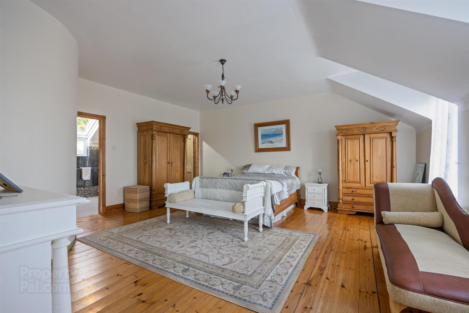 Detached Residence And Annex @, 73 Colinglen Road 22 of 50
