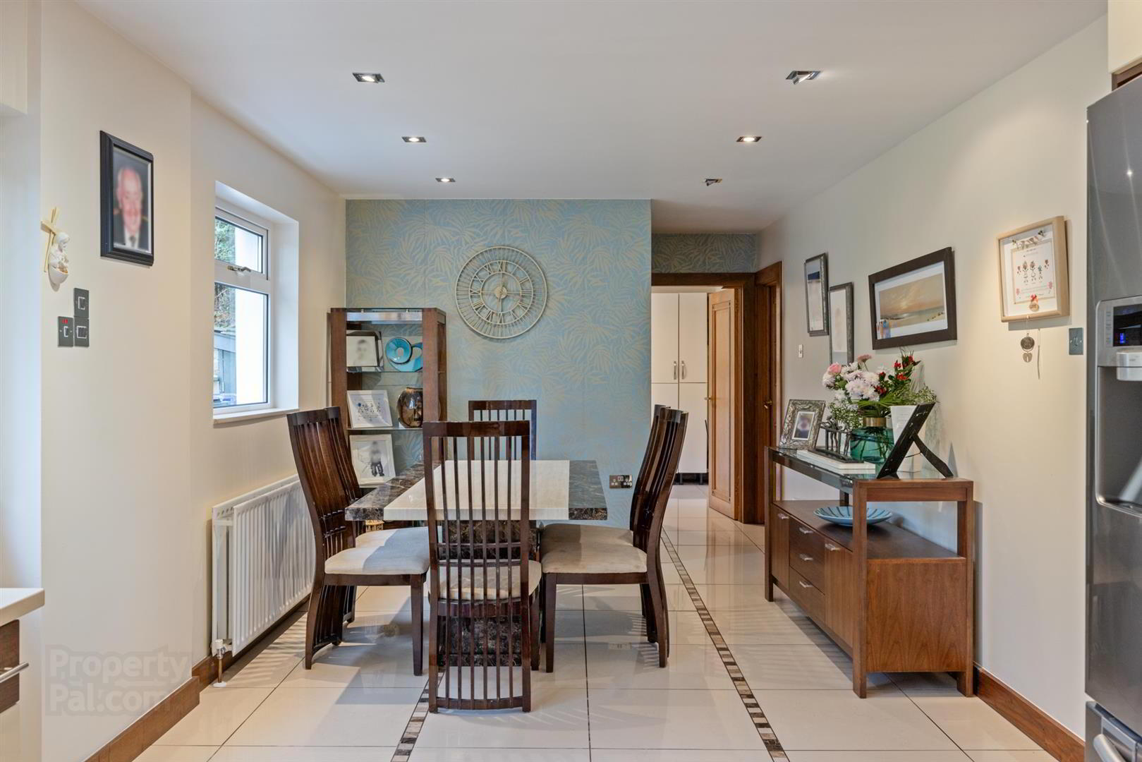 Detached Residence And Annex @, 73 Colinglen Road 14 of 50