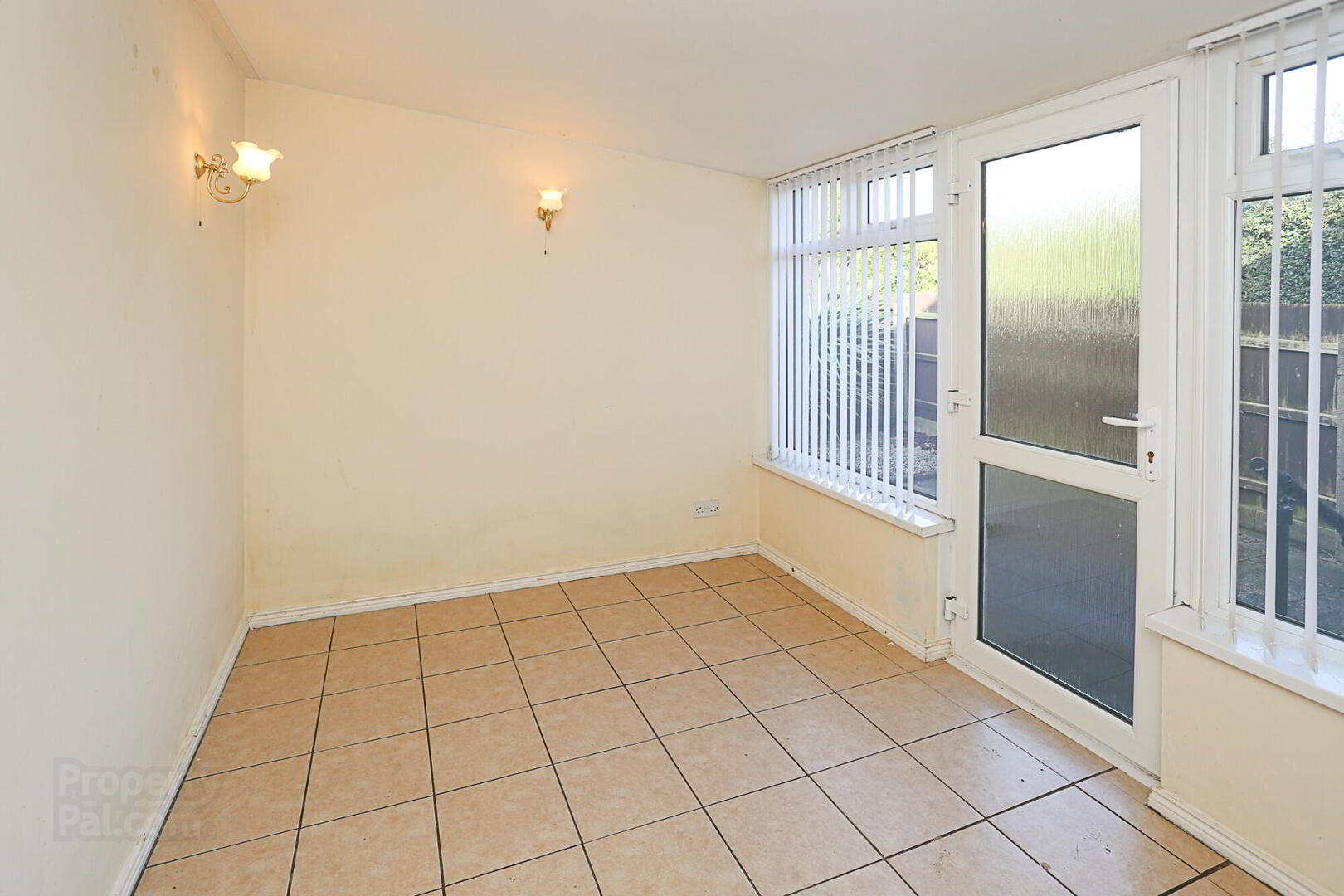 12 Ballyvester Grove 4 of 13
