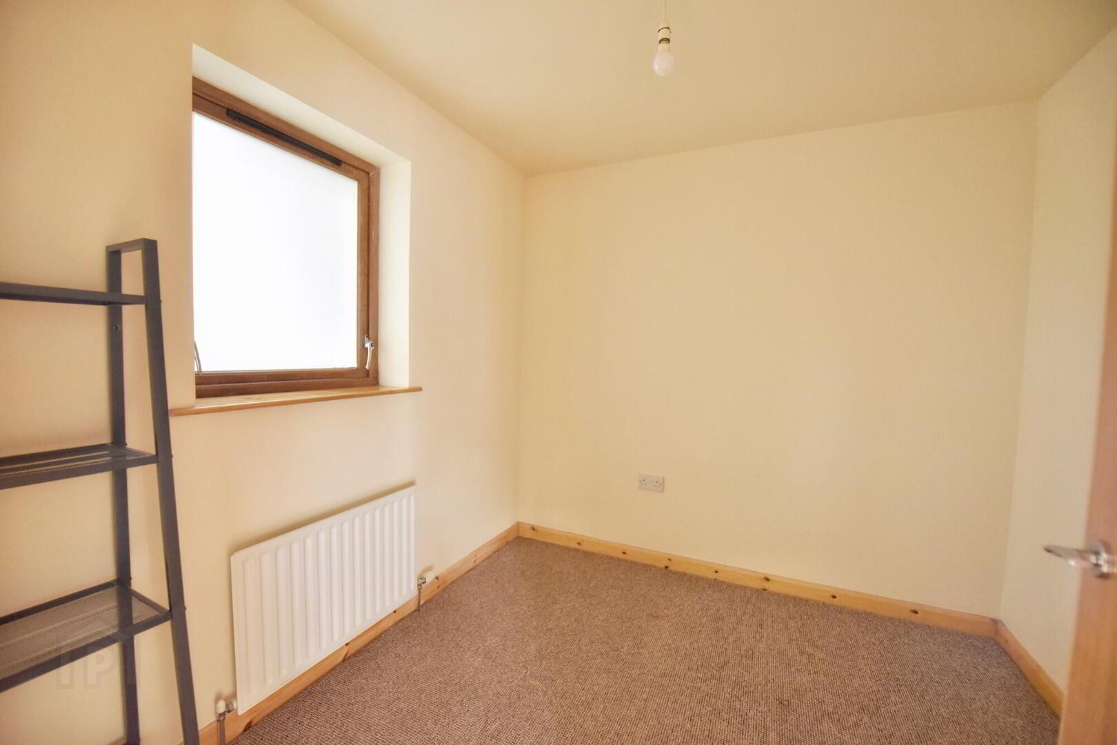 12 Shaftesbury Drive 5 of 9