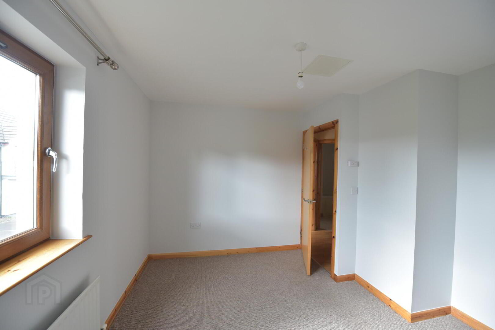 12 Shaftesbury Drive 6 of 9