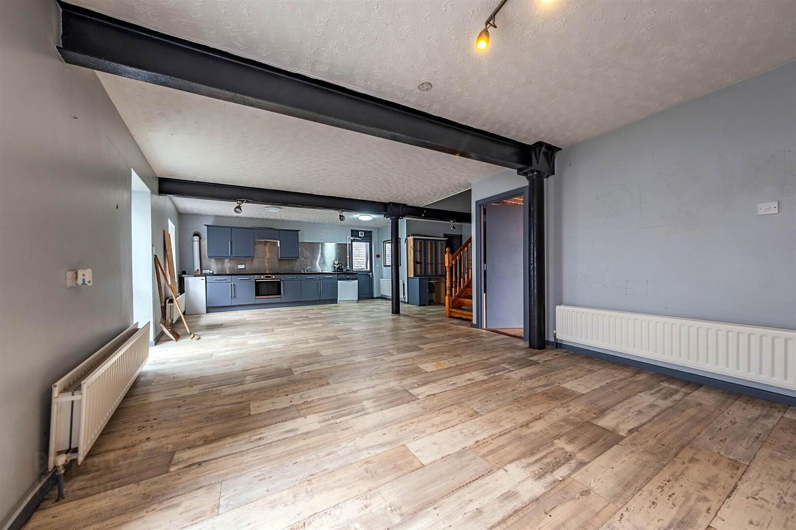 25a Mark Street Lane 6 of 15