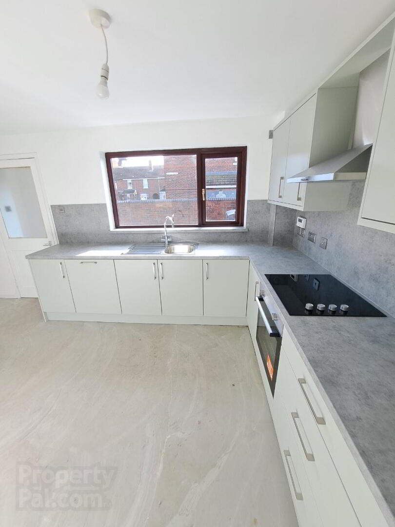 48 Ross Road 12 of 23