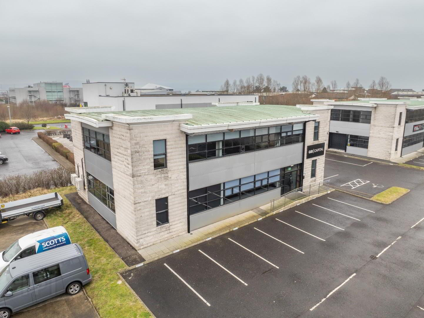 Modern Office Investment, 15 Pilots View 12 of 12