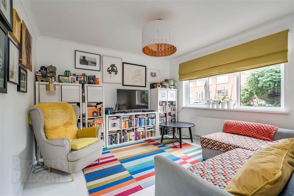 48 Sharman Road 5 of 32