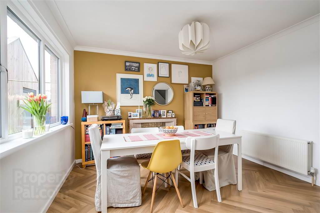 48 Sharman Road 12 of 32