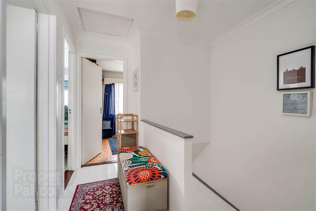 48 Sharman Road 17 of 32