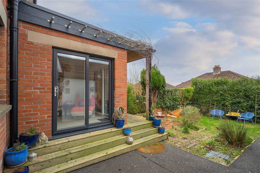 48 Sharman Road 28 of 32