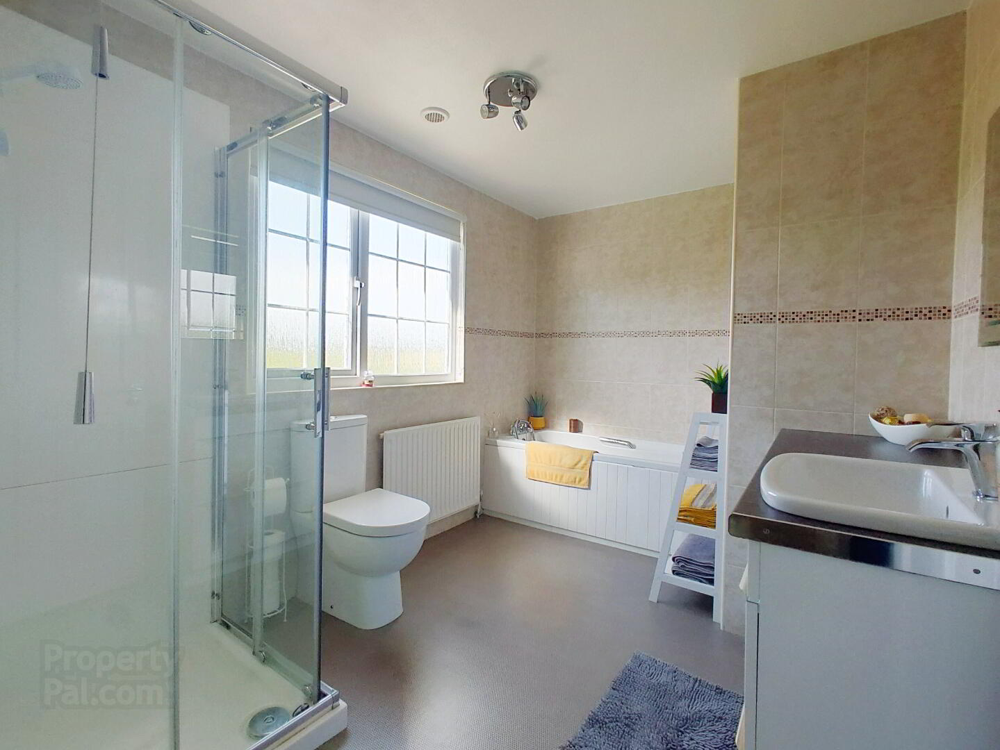 16 Glebe Crescent 19 of 24